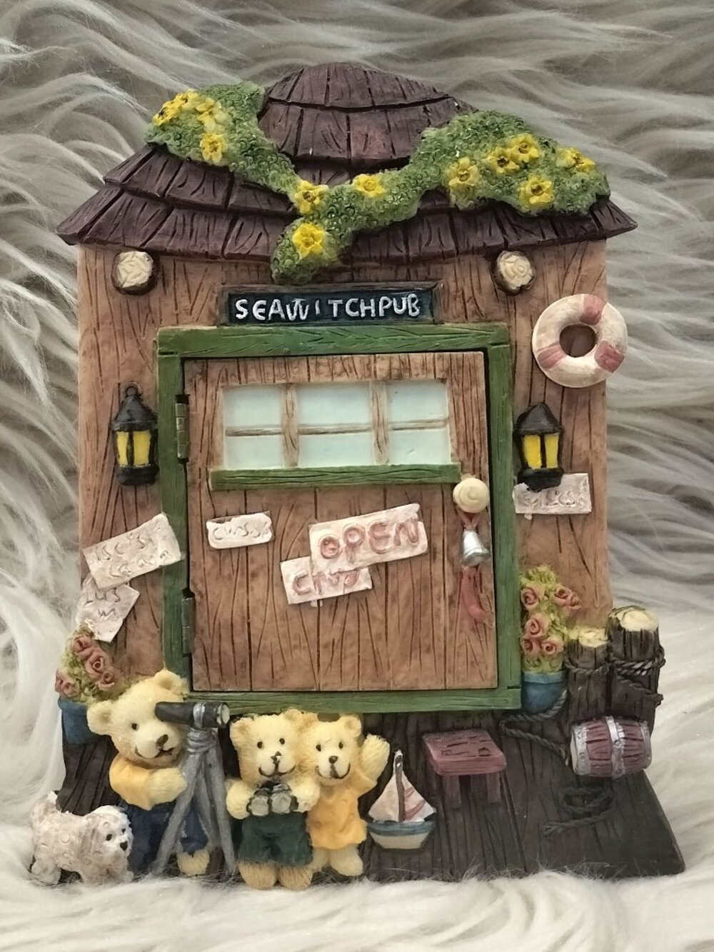 Vintage Teddy Bear Seawitch Pub Collectible Resin Frame